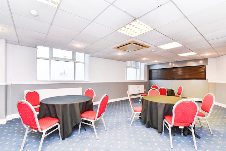 Deluxe Double | Aston Court Derby City Centre - Derby