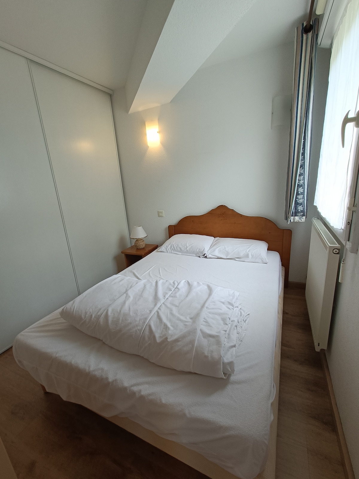 غرفة النوم 1