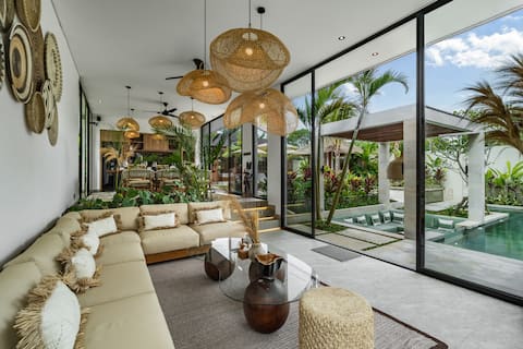 Villa Teman: 3 BR Touch of Paradise in Ubud