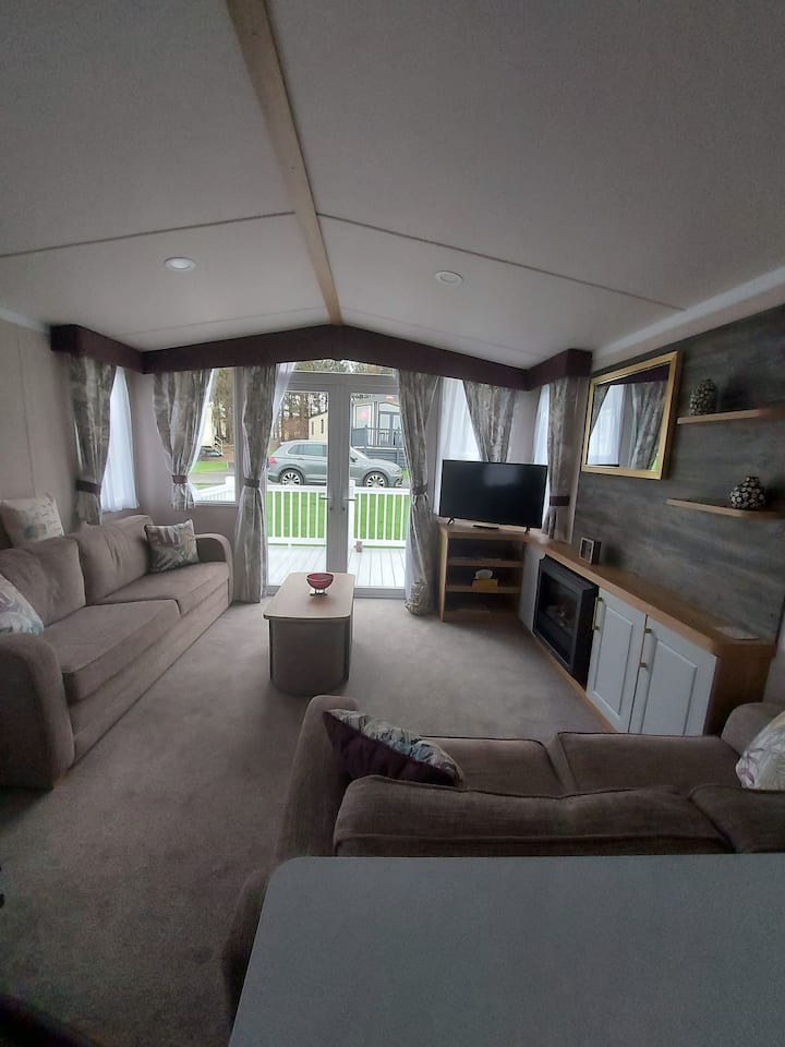 Caravan 2 Bed, Fab Location - Eyemouth