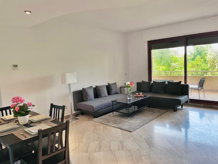 Beachside Apartment In Marbella - Marbella