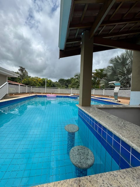 Casa com Lazer Completo | Condomínio Thermas