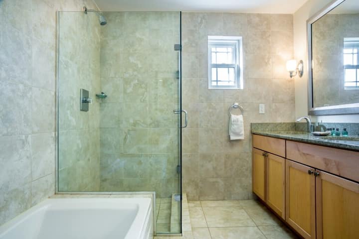 1 BR, All Inclusive Suite at Alexandra Resort
