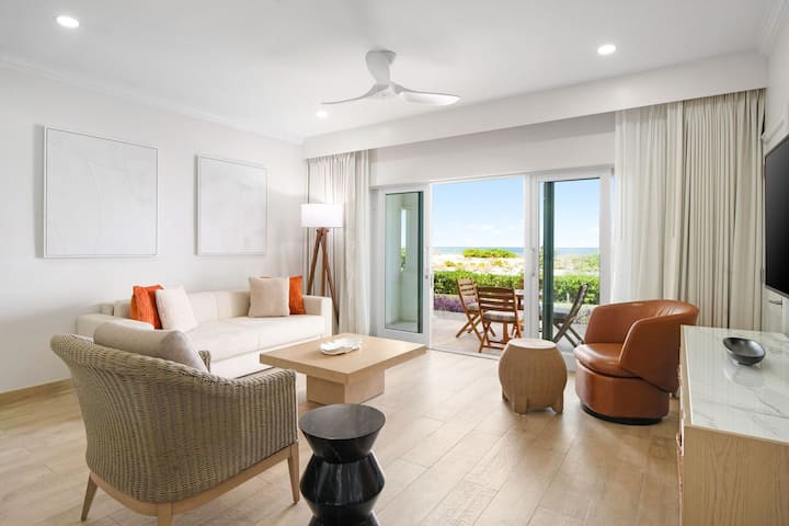 1 BR, All Inclusive Suite at Alexandra Resort