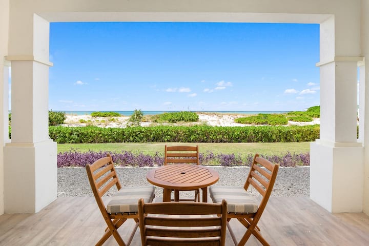 1 BR, All Inclusive Suite at Alexandra Resort