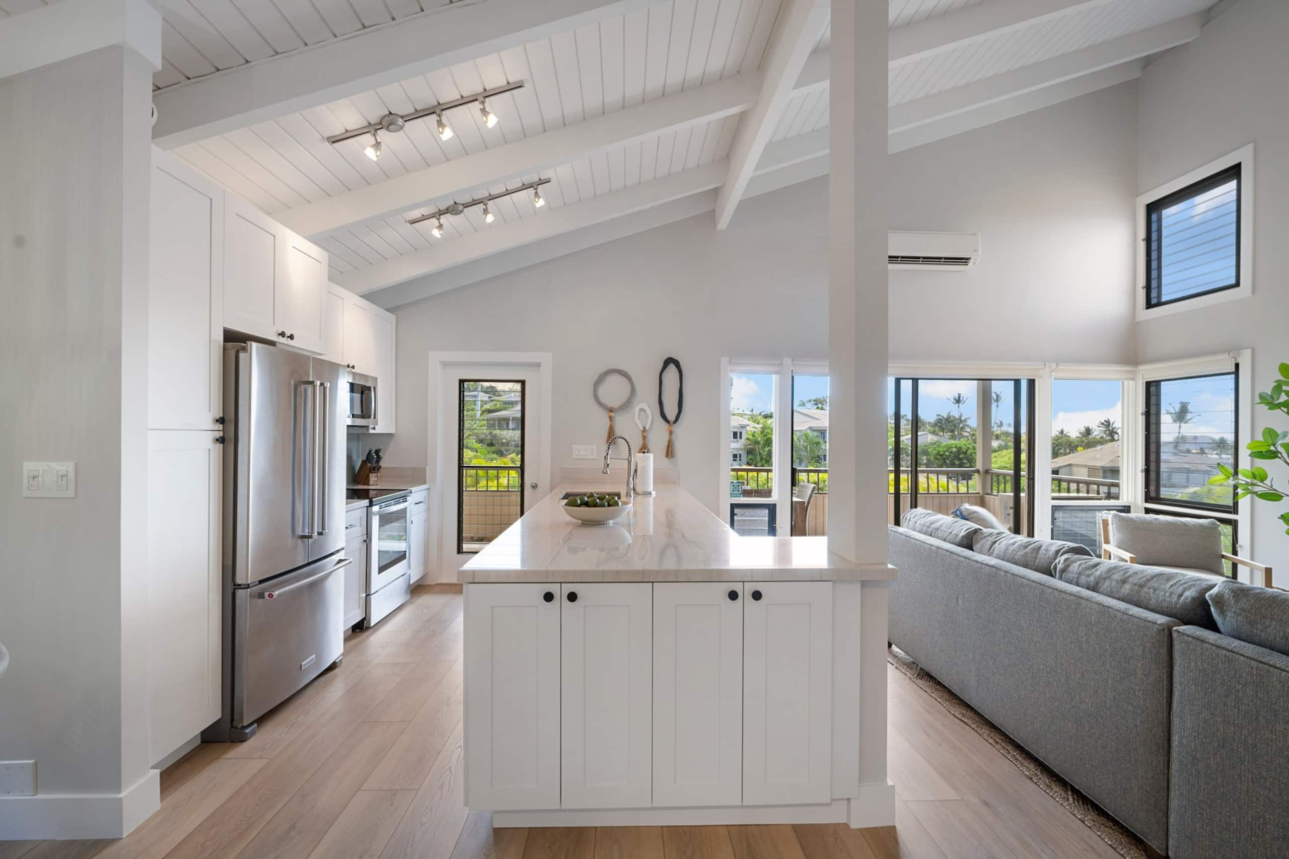 Condo in Wailea · ★4.9 · 2 bedrooms · 4 beds · 2.5 private baths - Image 9