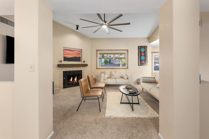 Sunny Desert Retreat W/ Heated Pool! - Marana, AZ