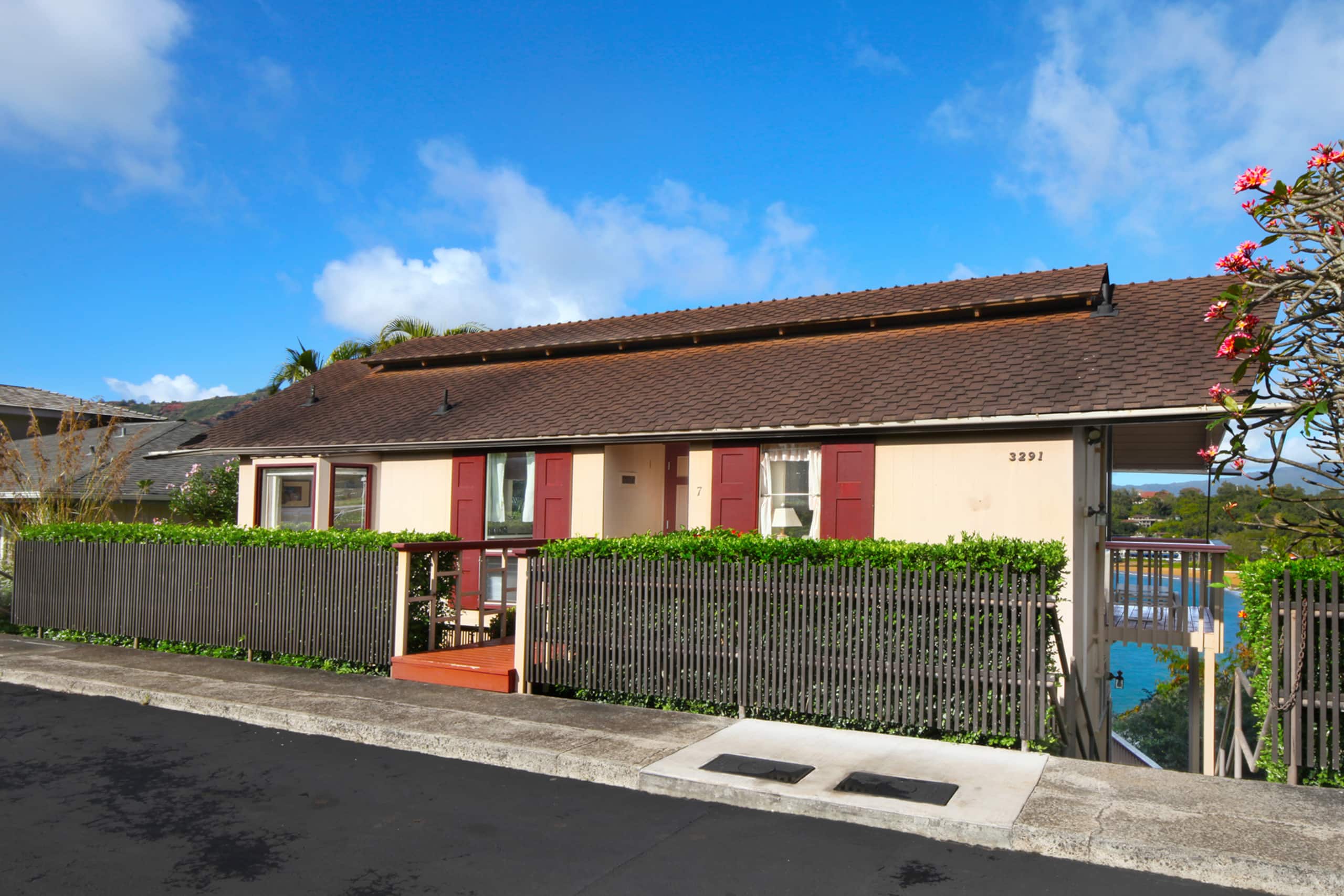 Home in Lihue · ★4.7 · 2 bedrooms · 3 beds · 2 shared baths - Image 22