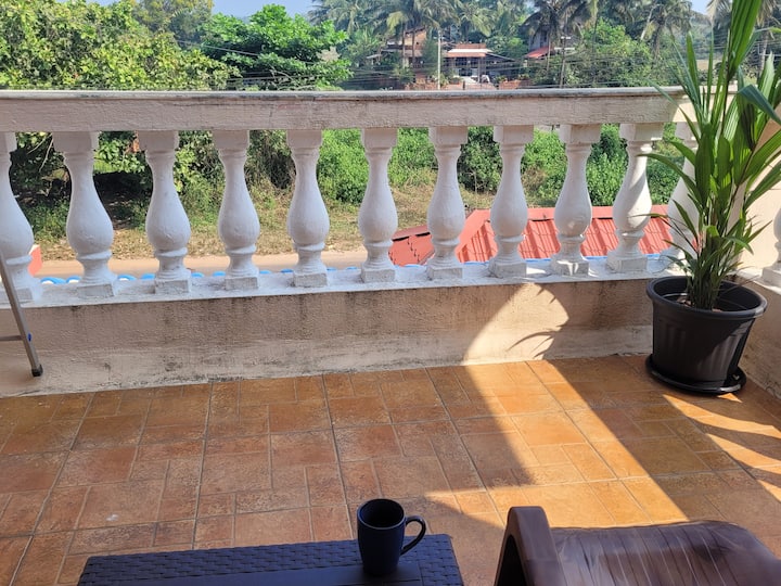 Enjoy your morning cup of coffee welcoming the rising sun or just hanging out with family and friends. Your perfect outdoor dining and hang out space.