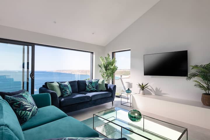 Luxury Cornish Coastal Retreat - Sennen Cove