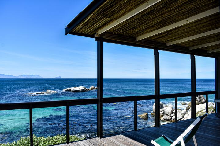 The Lobster Pot – Simons Town Holiday Cottage gallery image 5