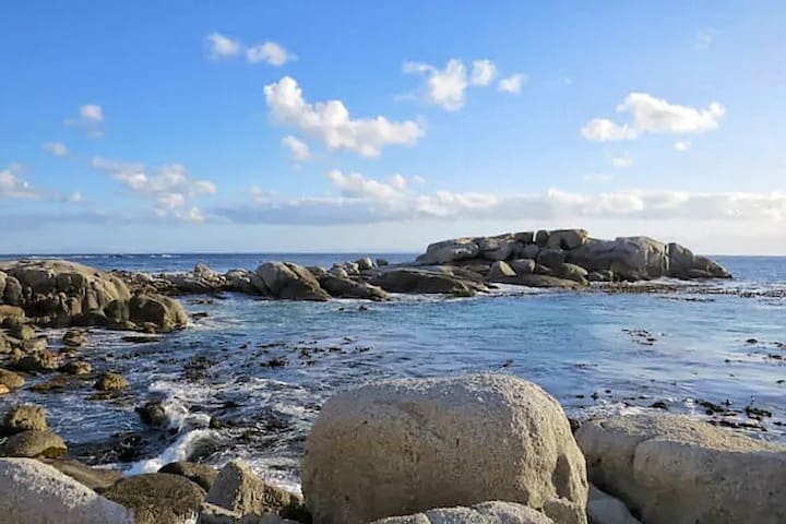 The Lobster Pot – Simons Town Holiday Cottage