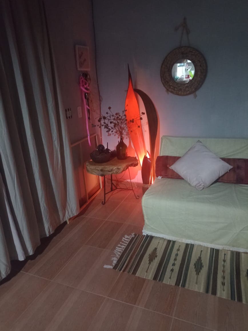 חדר עם ספה נפתחת (בית 2)