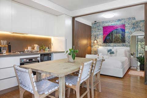 Urban Oasis in Waterloo With Private Balcony