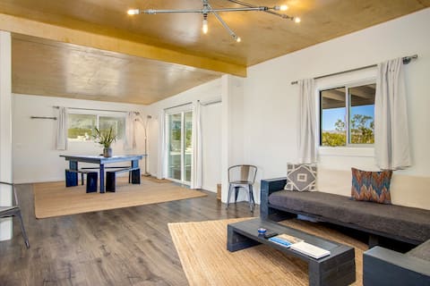 Top Airbnb: The Joshua Tree Whitmore House + Hot Tub in Twentynine Palms