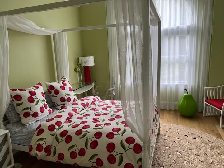 საძინებელი 1