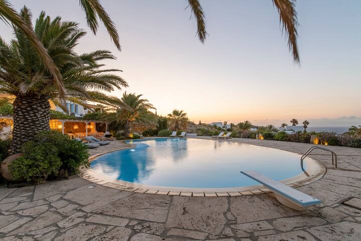Verdemare Complex up to 20 Guests gallery image 4