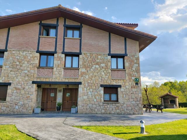 Casa rural Eguzkilore. gallery image 2