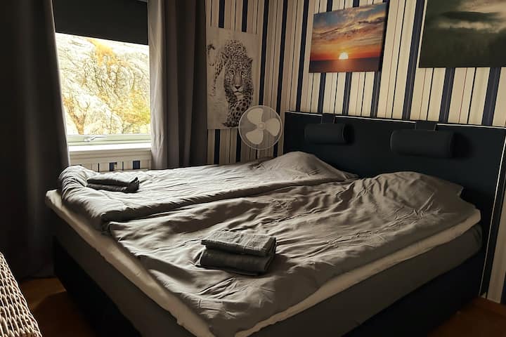 Sovrum 3 övre plan.