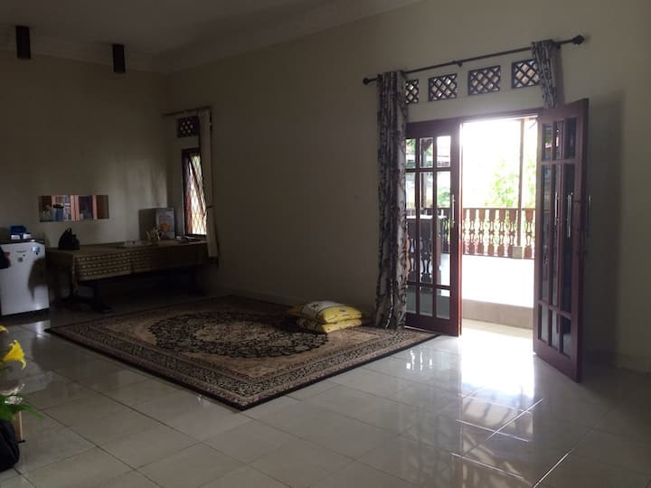 Villa Nona - Sukabumi