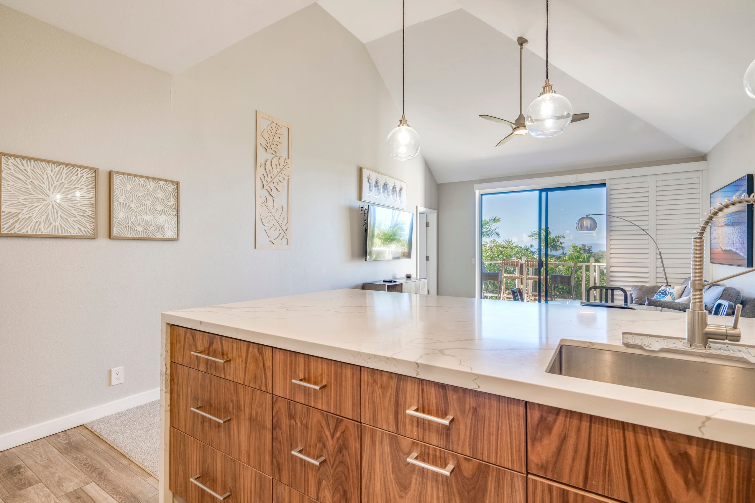 Condo in Wailea · ★5.0 · 1 bedroom · 2 beds · 1 bath - Image 8