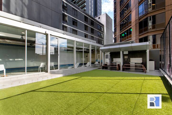 2Bed1Bath1Car | Heart of Melb gallery image 5