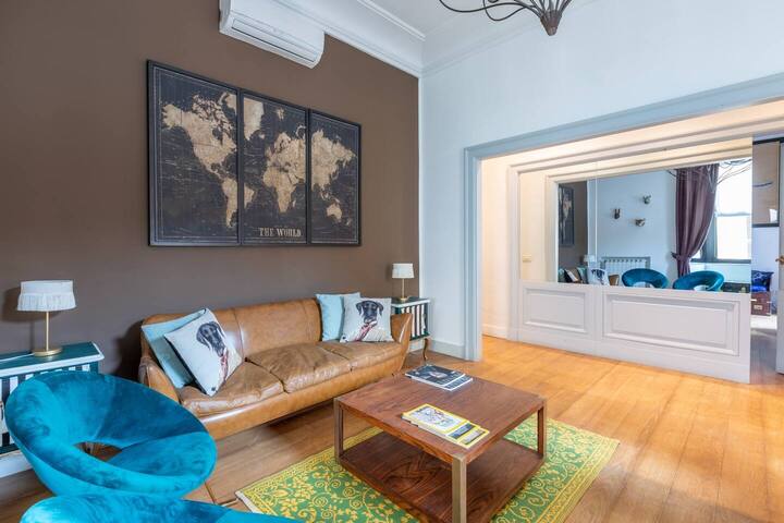 Welcome in Colosseum Haven Steps from Roman Forum