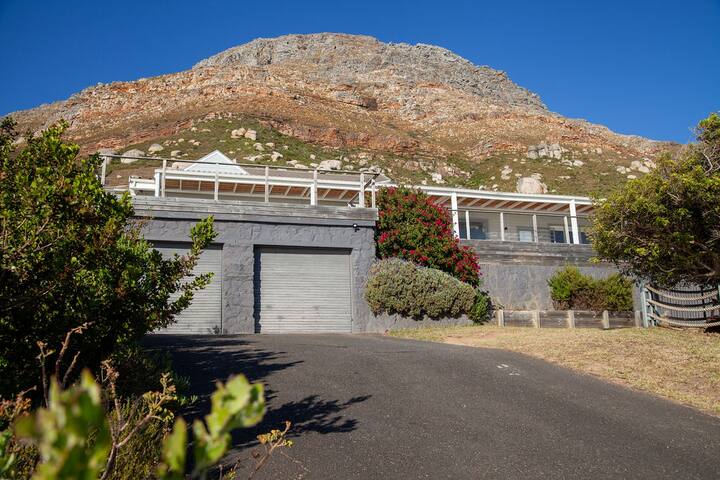 The Belafonte Beach Bungalow gallery image 2