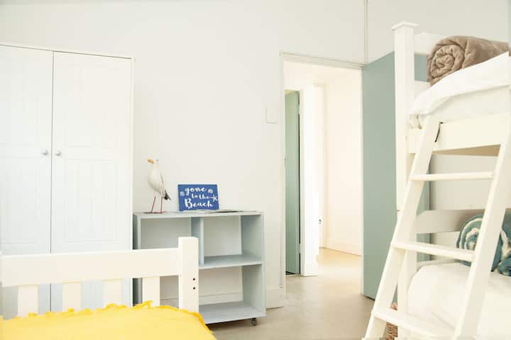 Спалня 4 двуетажна стая