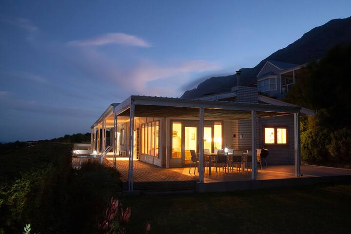 The Belafonte Beach Bungalow gallery image 4