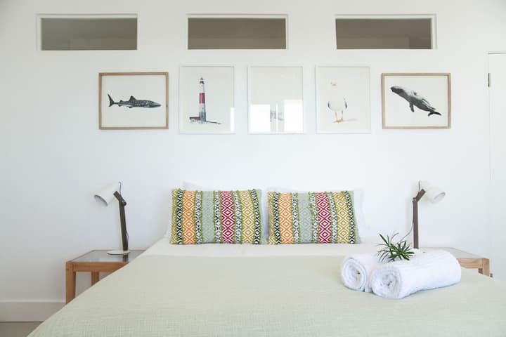 Спалня 2 с изглед към морето