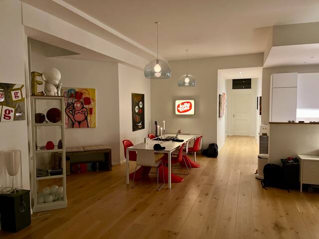 Copenhagen – super central and spacious and quiet gallery image 2