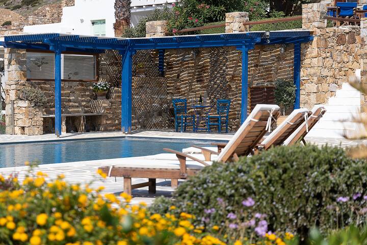 Elanora Villa gallery image 4