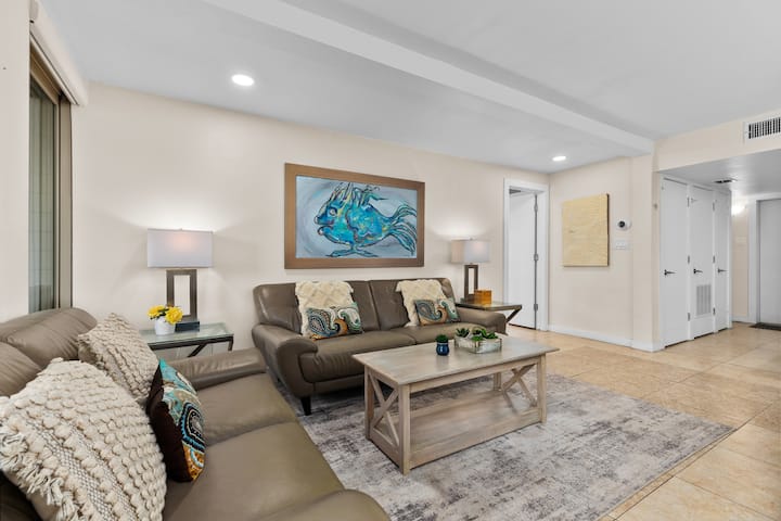 First Floor Beachfront Condo W/heated Pool - South Padre Island, TX