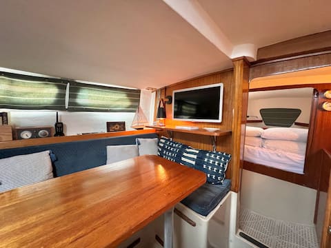 Top Airbnb: "Endless Summer" Sailboat circa 1965 in Marina Del Rey