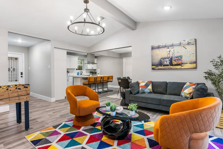 Group Paradise | Bbq + Hot Tub + Private Chef - Houston, TX