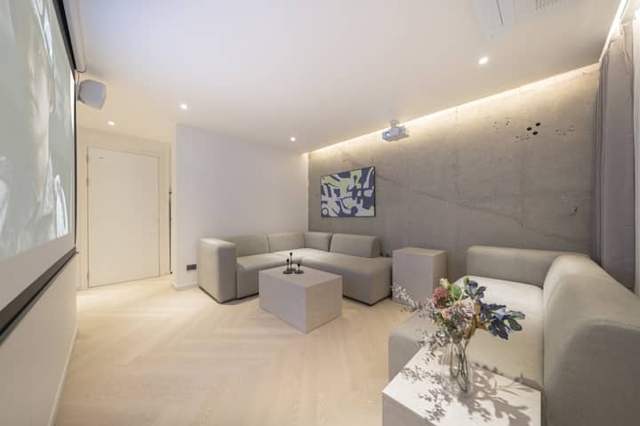 [크로와상 구리]파티 스위트 #미니키친 #빔 프로젝터 #4성급호텔침구 #구리역 차량 7분 - Seoul