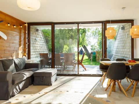 Top Airbnb: Green Lake House - private beach in Balatonalmádi