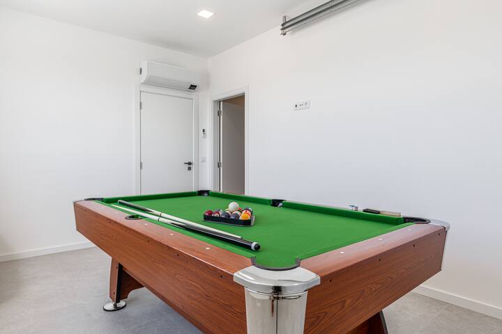 Villa Locki with ocean view gallery image 4