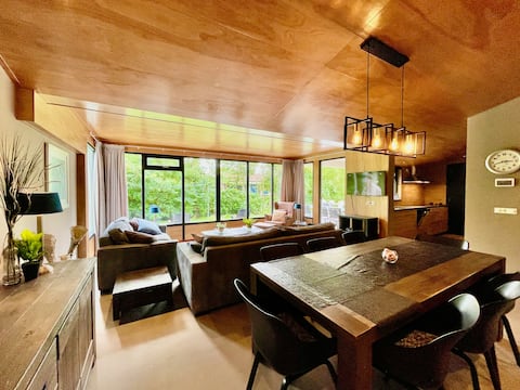 Popular Airbnb listing: Sunny beach house by Ballum dunes "Sonnevanck" in Ballum