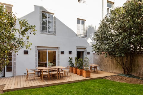 Entire house 20 ch with PDJ near city center