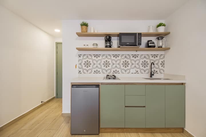 Auto Check-in - Escritorio - 150 Mbps-cocina-a/c - Medellín