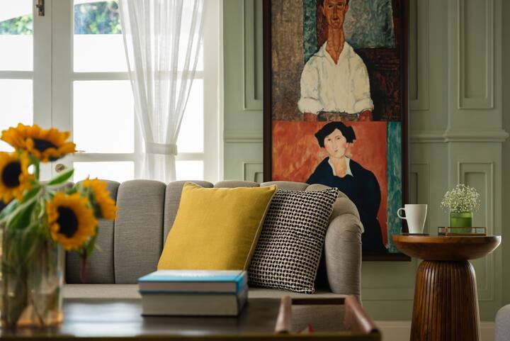 Living room image 3