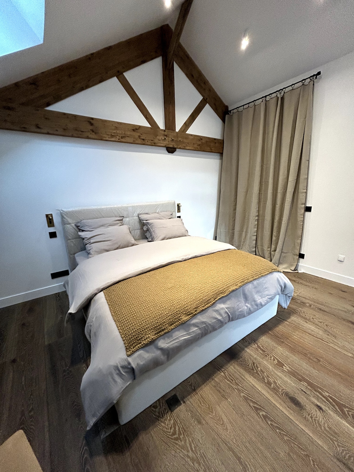 საძინებელი 4