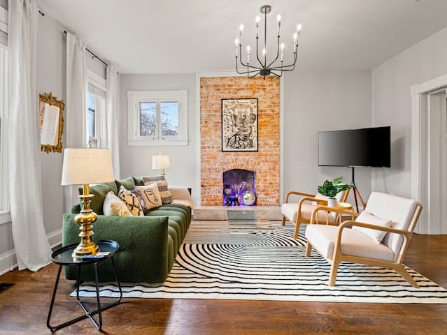 Historic Short North: Hot Tub, BBQ, Free Parking