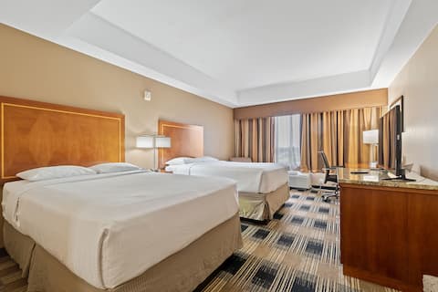 Double Suite Near NYC & EWR Airport | Sleeps 4