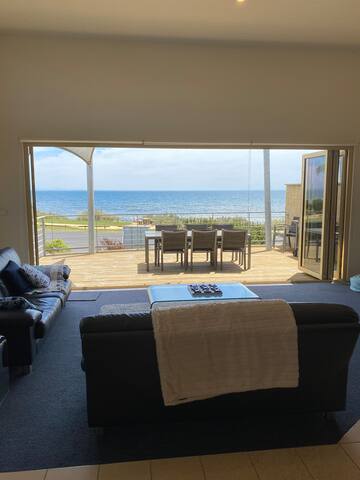 “Seaview” On The Esplanade