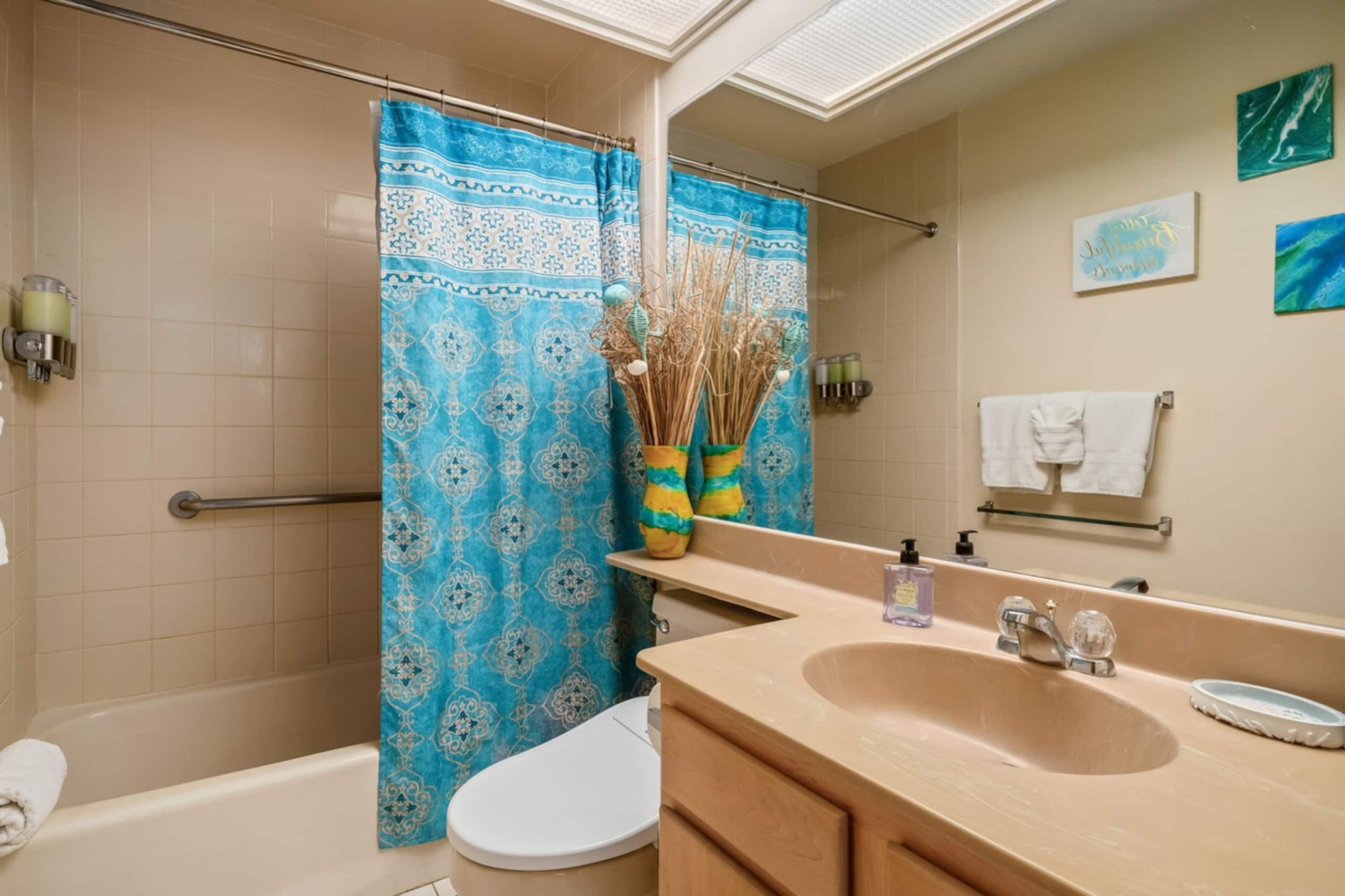 Condo in Princeville · ★4.94 · 2 bedrooms · 4 beds · 2 baths - Image 12
