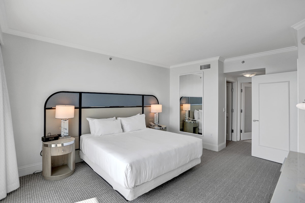One Bedroom with Ocean View