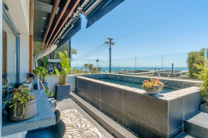 27 at Joubert gallery image 5